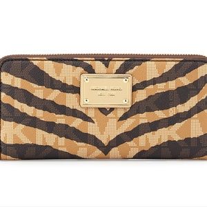 MICHAEL KORS JET SET CONTINENTAL TIGER WALLET